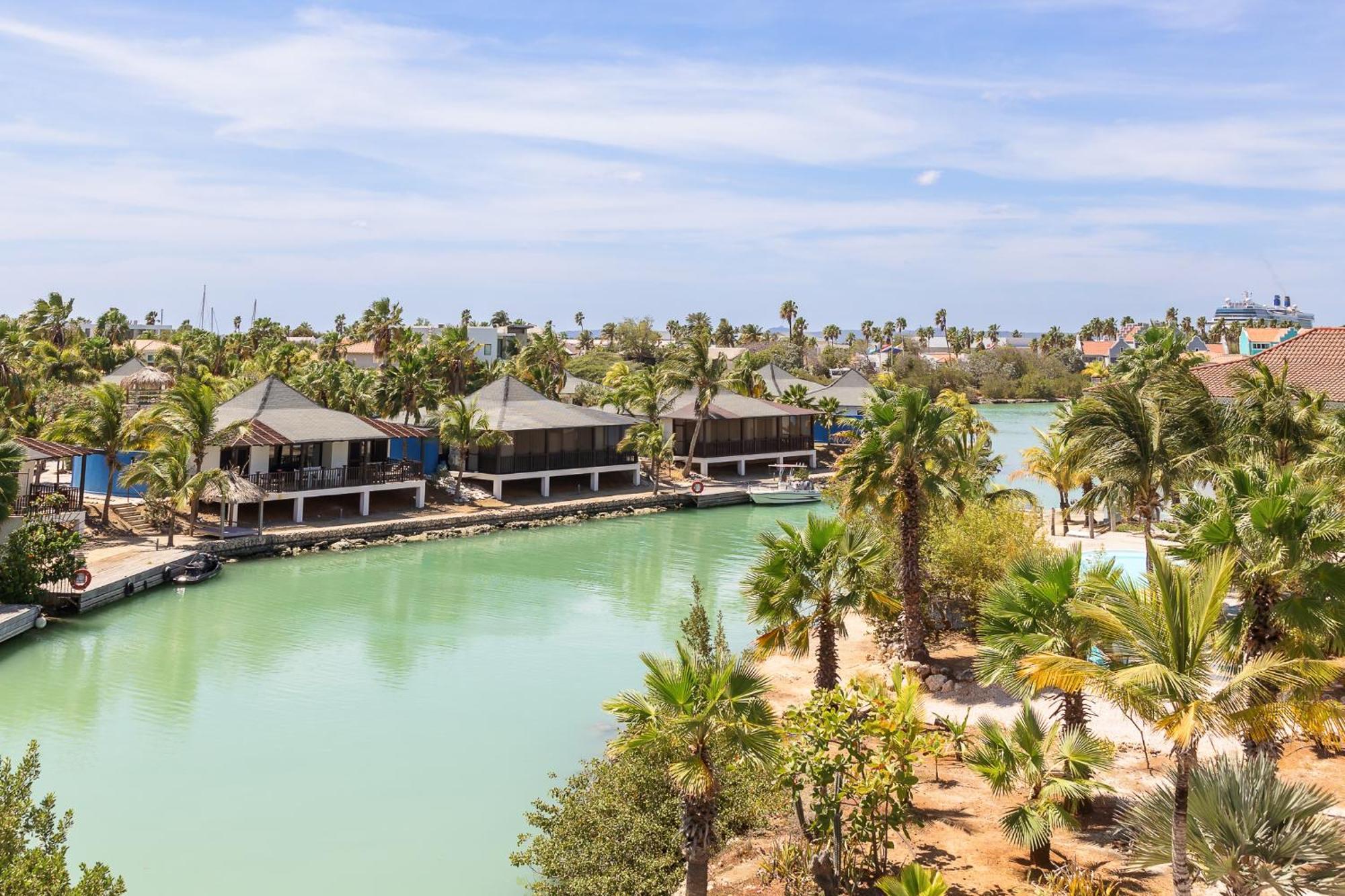 Watervilla Blou Bonaire - Waterlands Village Playa Kültér fotó